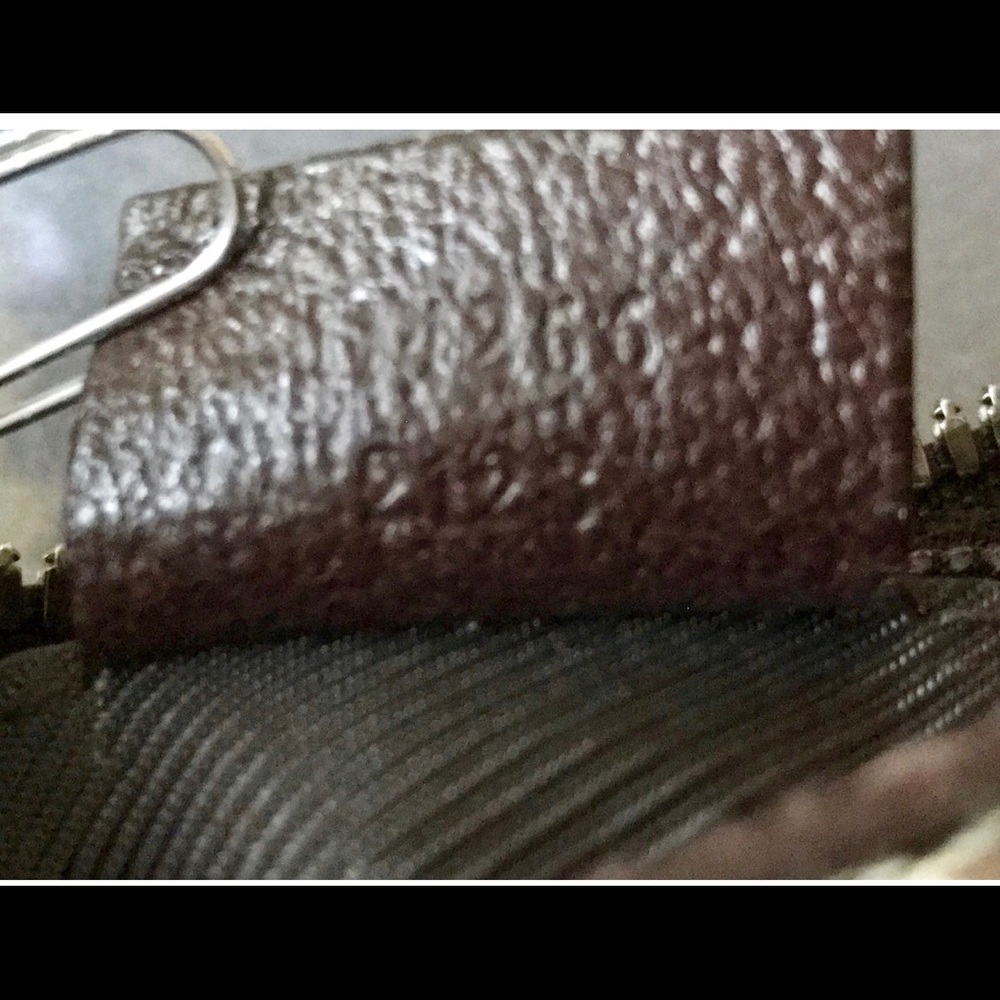Handbag - Picture 4 of 4